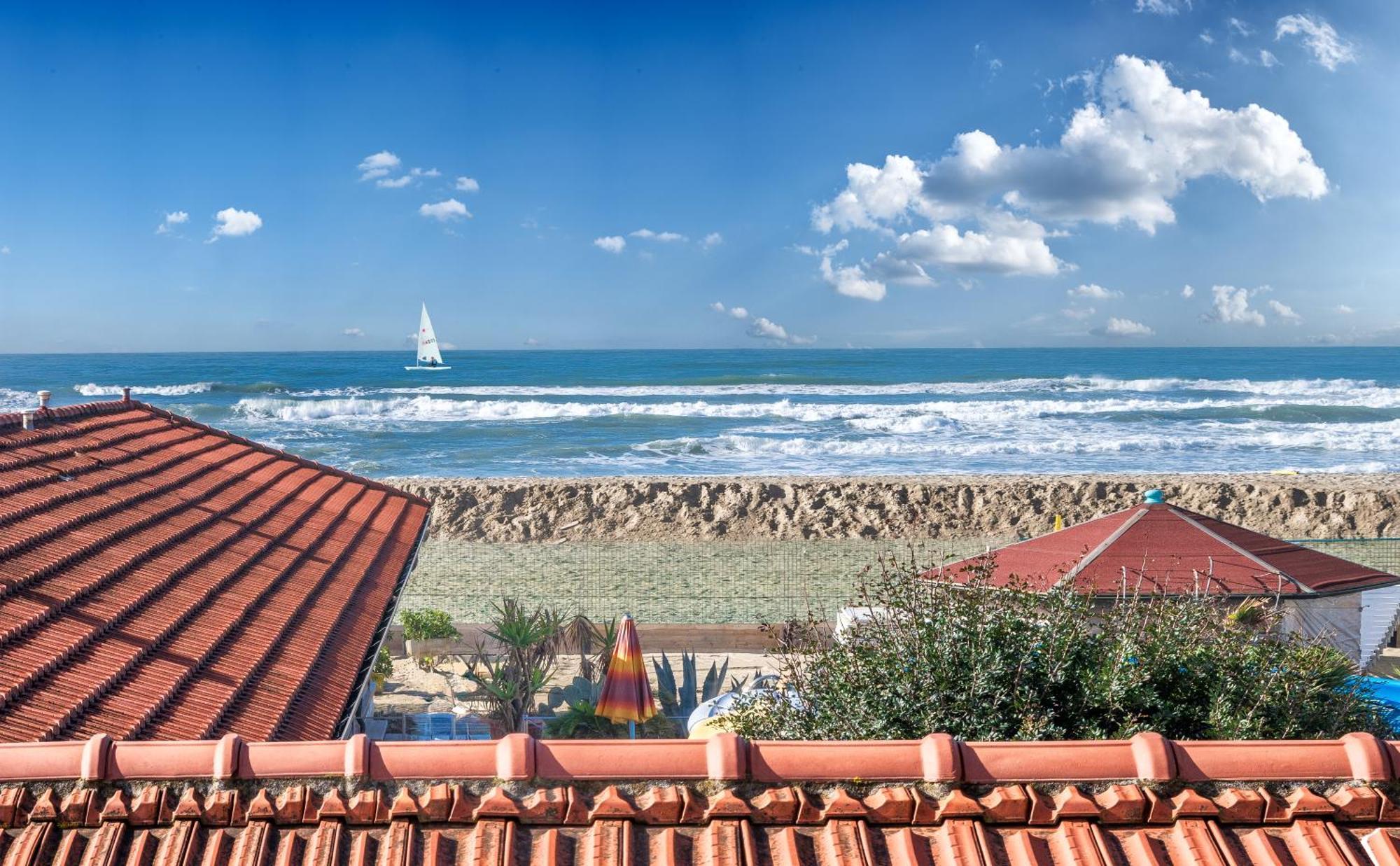 Ferienwohnung Viareggio Sul Mare Exterior foto